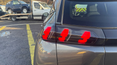 Peugeot 2008 1.2 PureTech Allure Premium 5dr Petrol Estate